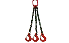 80级TOF 链式吊索 - 三腿，顶部带有长方形主链接，底部带有铸造钩